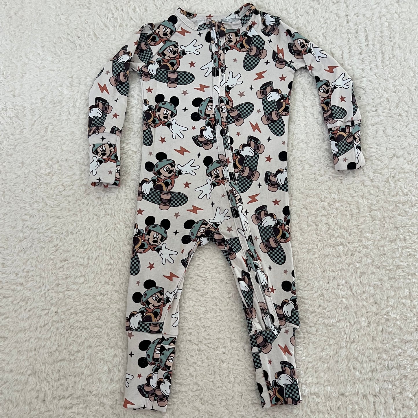 Skater Mouse Bamboo Zippy
