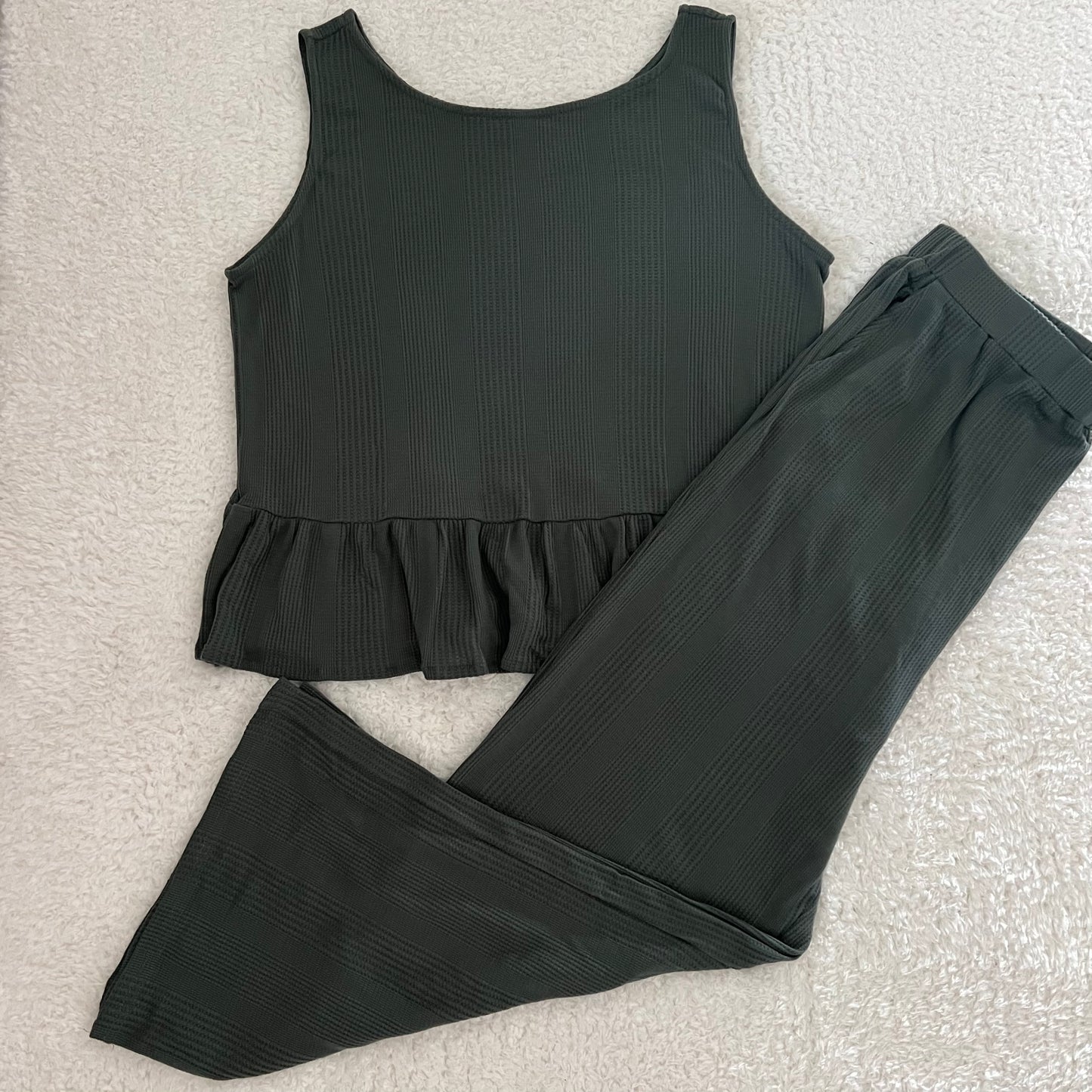 Green Ribbed Ruffle Tank Set