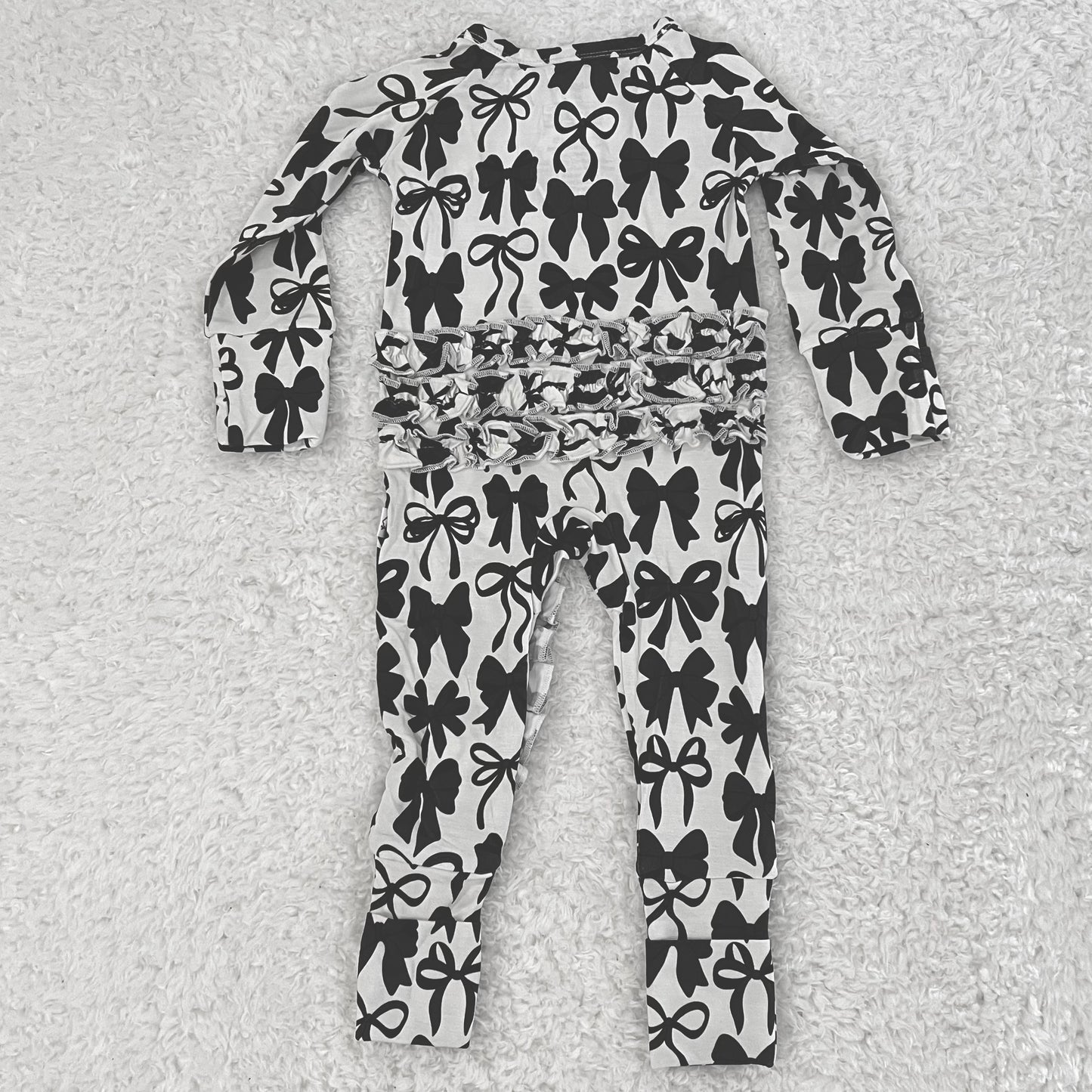 Black & White Bow Ruffle Bamboo Zippy